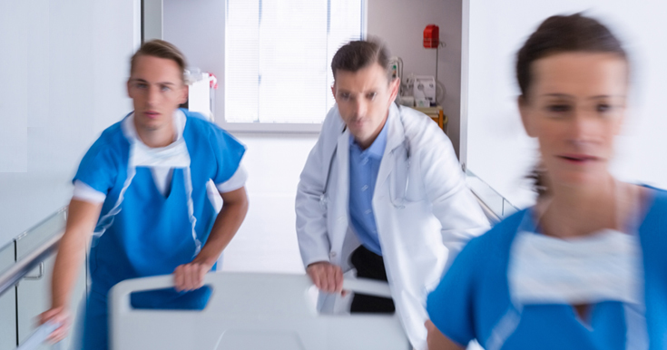 دور جولات المستشفى بين الطبيب والممرض والمريض في سلامة المرضى وجودة الرعاية: مراجعة لتجربة المستشفى المجتمعي